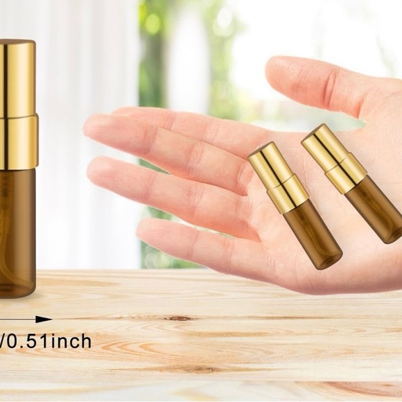 Louis Vuitton Coeur Battant 3ml perfume in amber spray bottle - Picture 4 of 5